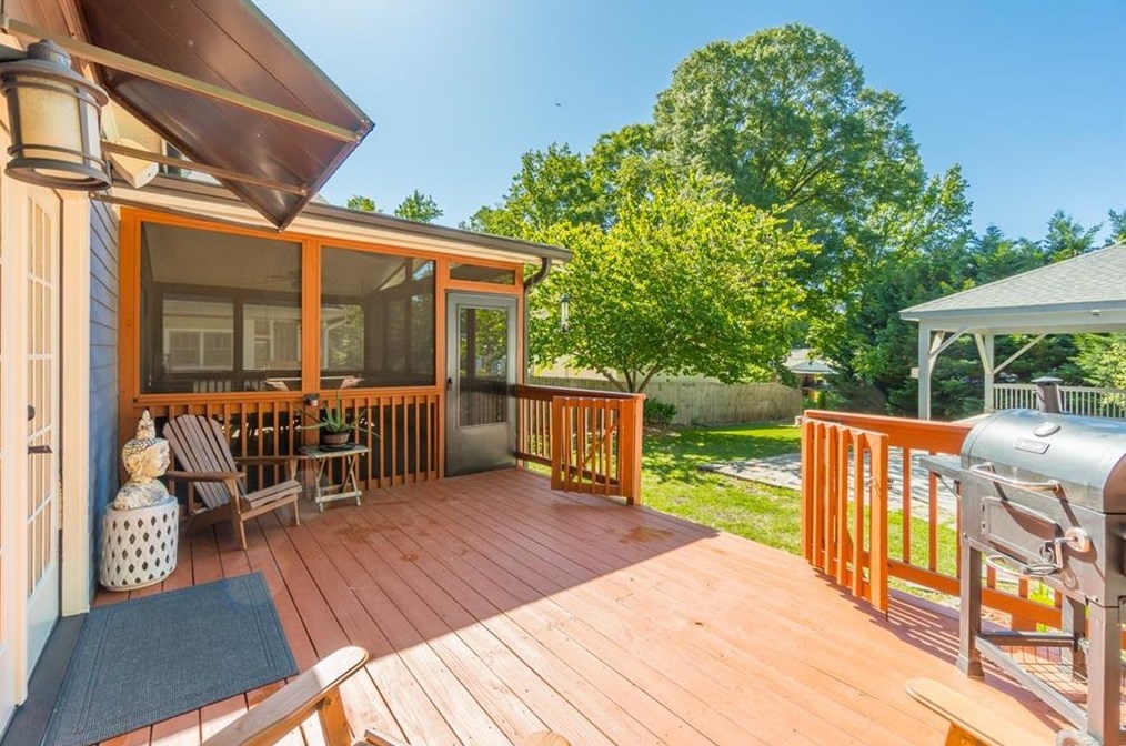 226 Maxwell St, Decatur GA  30030-4209 exterior