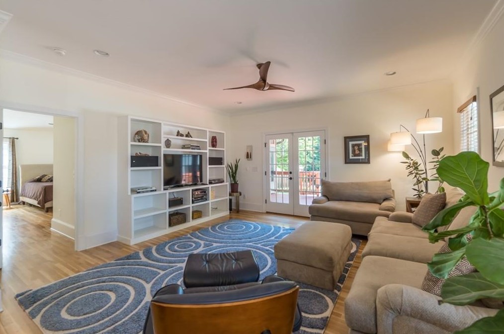 226 Maxwell St, Decatur GA  30030-4209 exterior