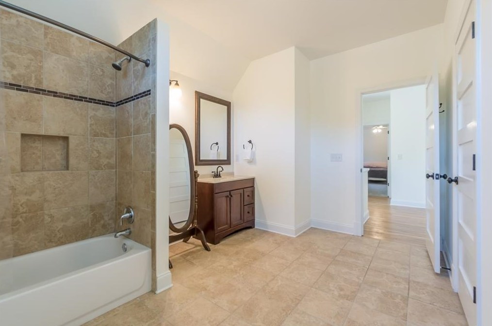 226 Maxwell St, Decatur GA  30030-4209 exterior