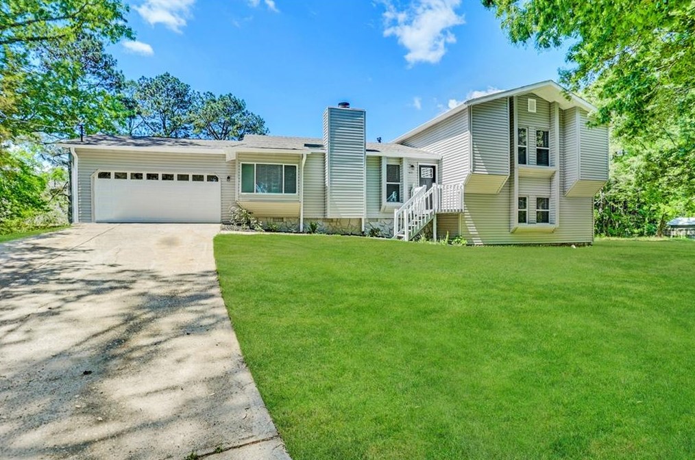 477 Ridgemont Way, Lawrenceville GA  30046-5592 exterior