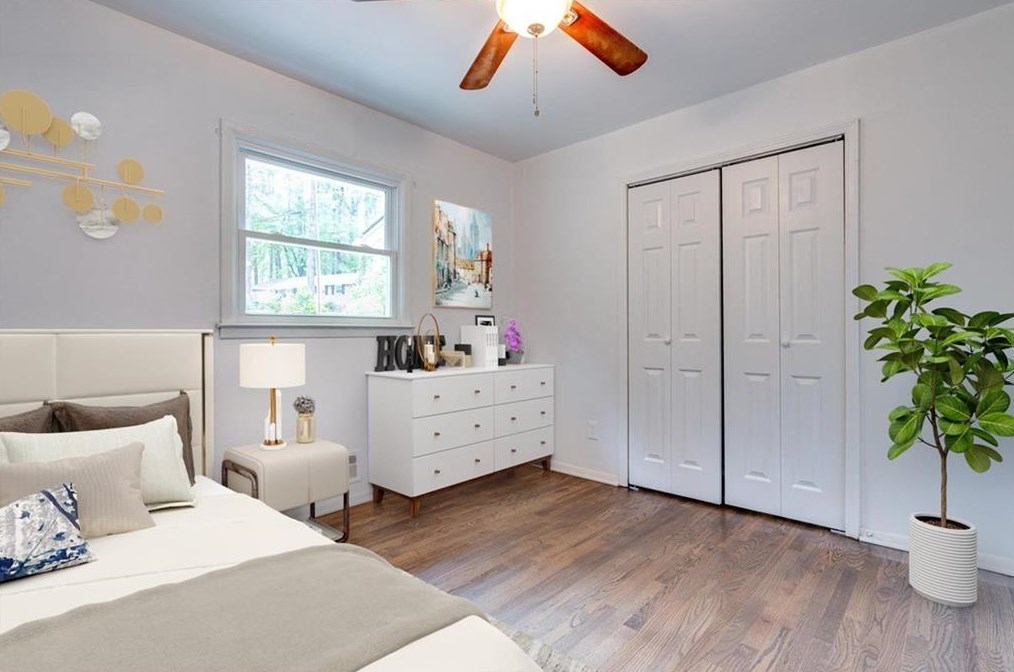 811 Cinderella Way, Decatur GA  30033-5834 exterior