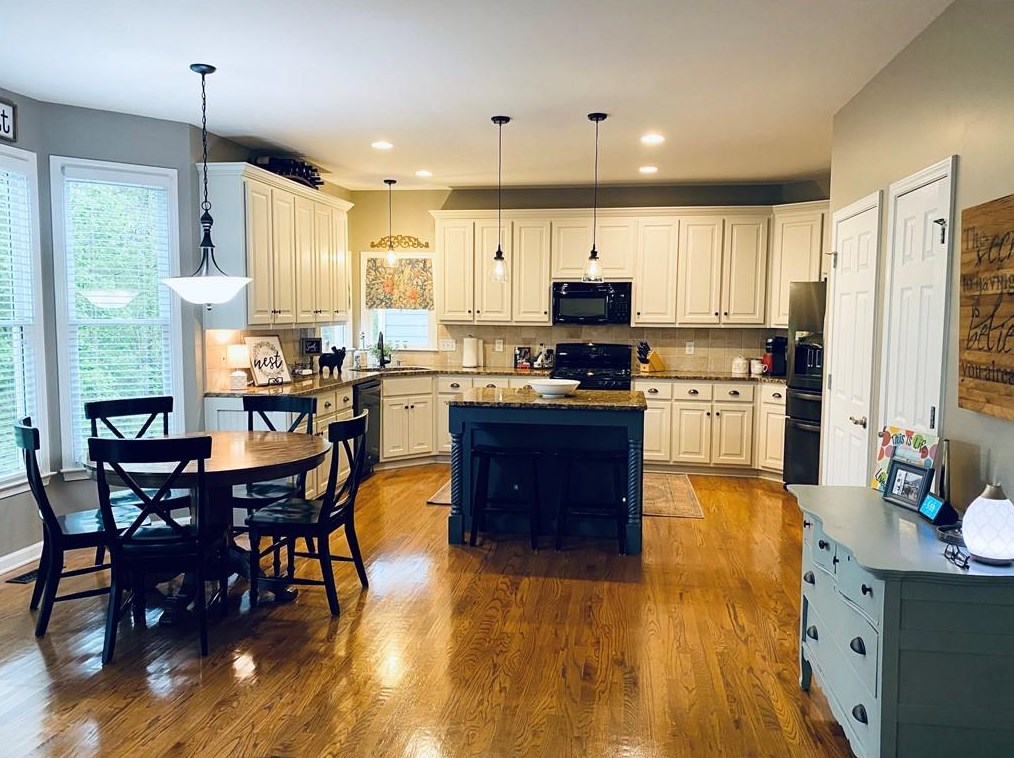 638 Bentleaf Dr, Dallas GA  30132-1129 exterior