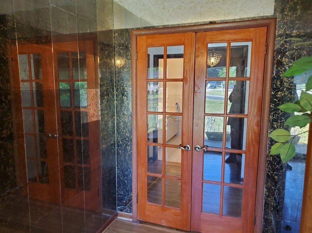 3646 Rainbow Dr, Decatur GA  30034-1919 exterior