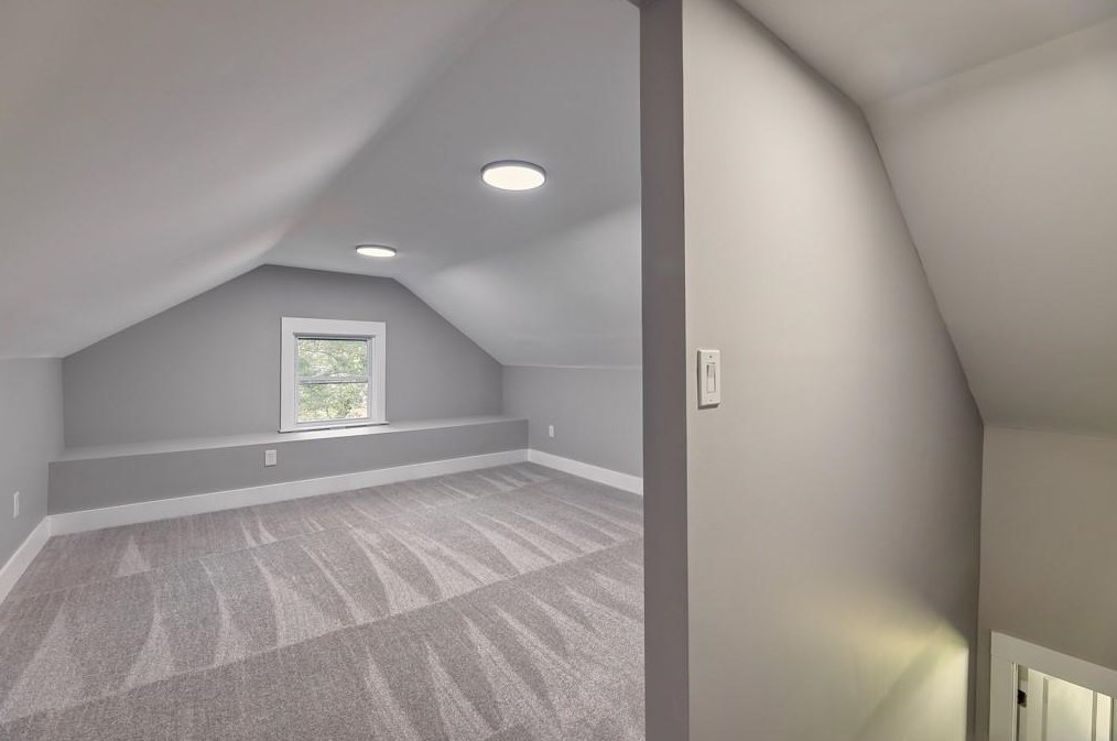 5625 Roberts Dr, Atlanta GA  30338-2733 exterior