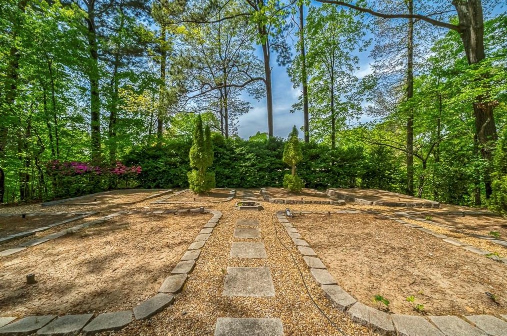 4491 Sentinel Post Rd, Atlanta GA  30327-3911 exterior