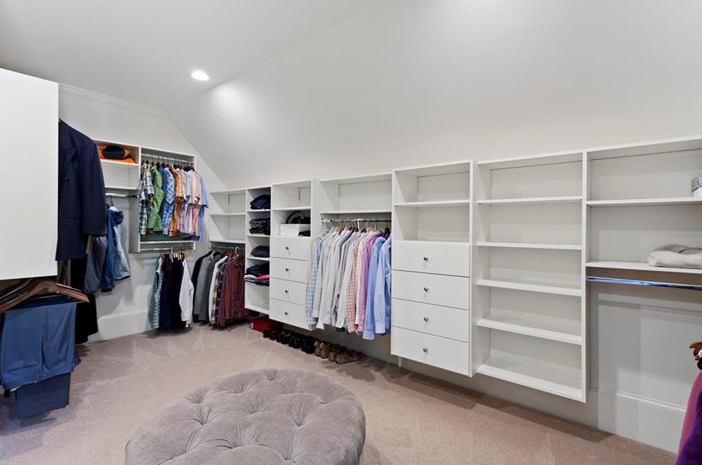 3389 Woodrow Way, Atlanta GA  30319-2448 exterior