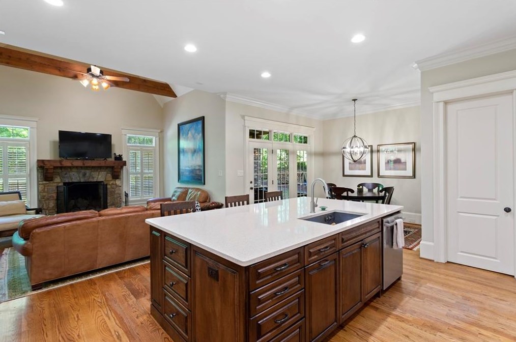 3389 Woodrow Way, Atlanta GA  30319-2448 exterior