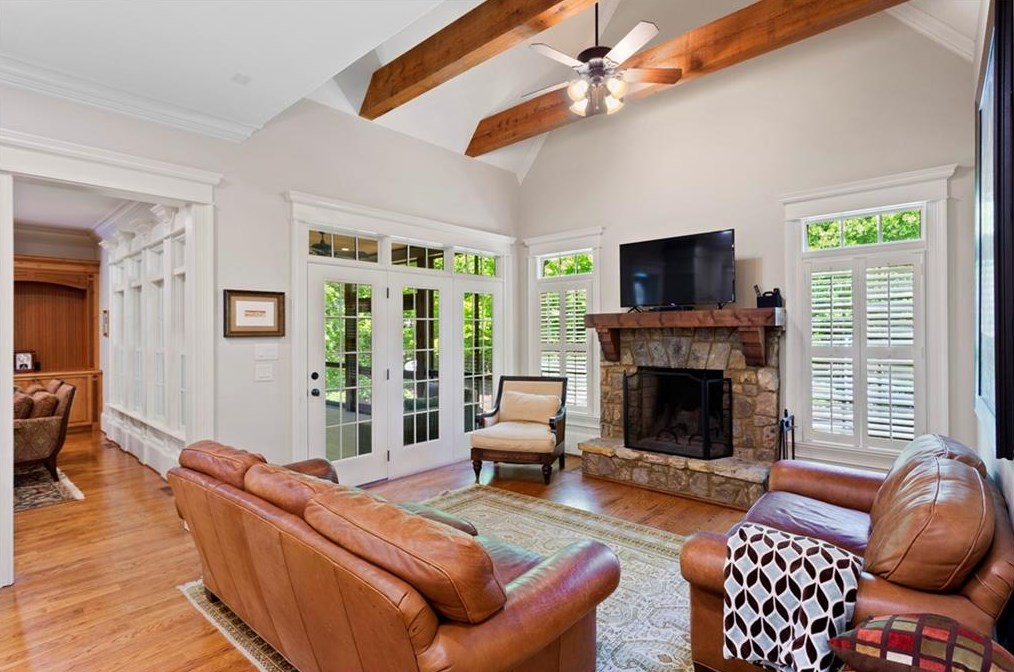 3389 Woodrow Way, Atlanta GA  30319-2448 exterior