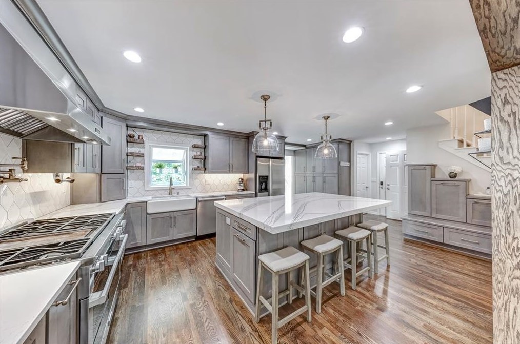 1090 Oakland Trce, Atlanta GA  30319-2671 exterior
