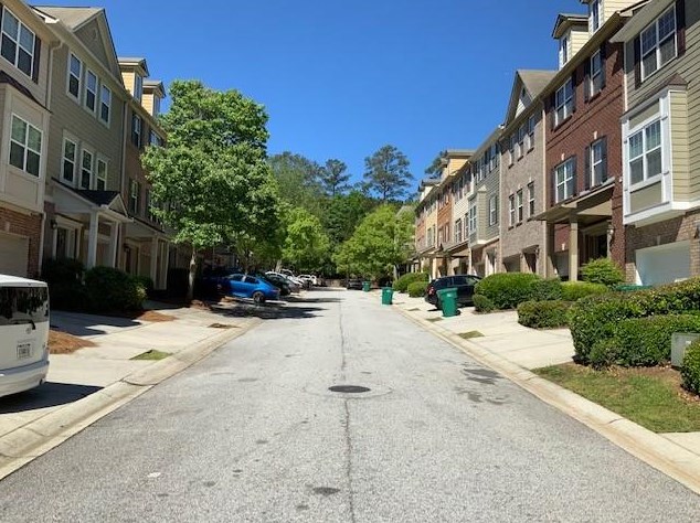 3628 Utoy Dr, Atlanta GA  30331-8617 exterior