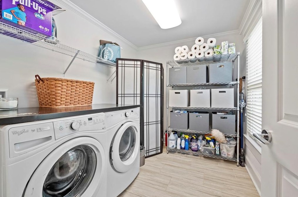 2505 Midway Rd, Decatur GA  30030-4565 exterior