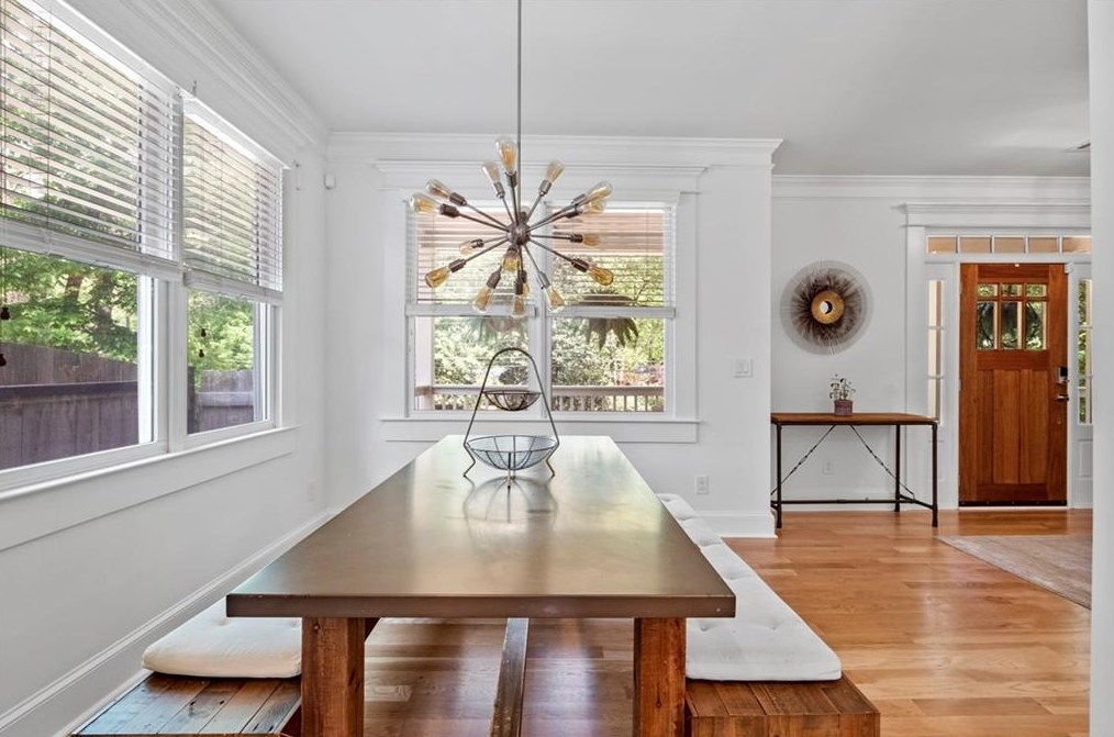 2505 Midway Rd, Decatur GA  30030-4565 exterior