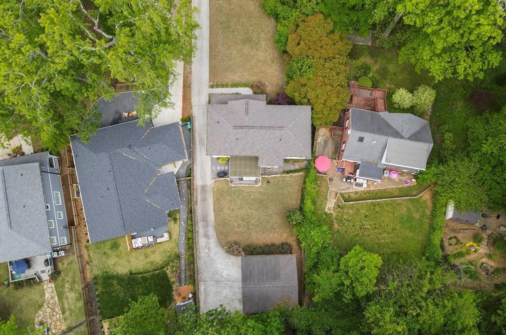 2505 Midway Rd, Decatur GA  30030-4565 exterior