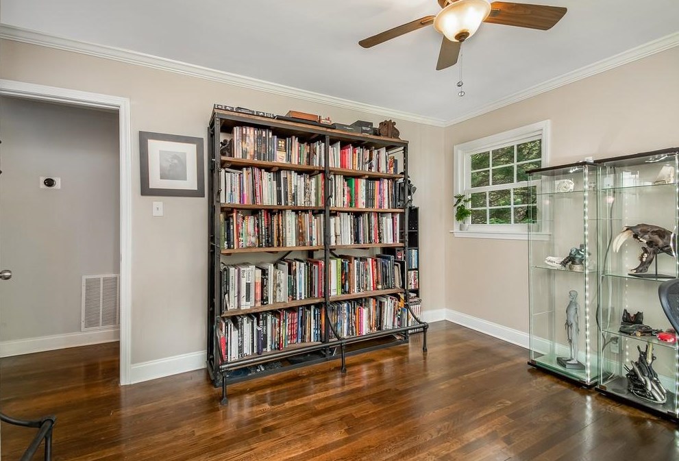 3143 Flamingo Dr, Decatur GA  30033-3905 exterior