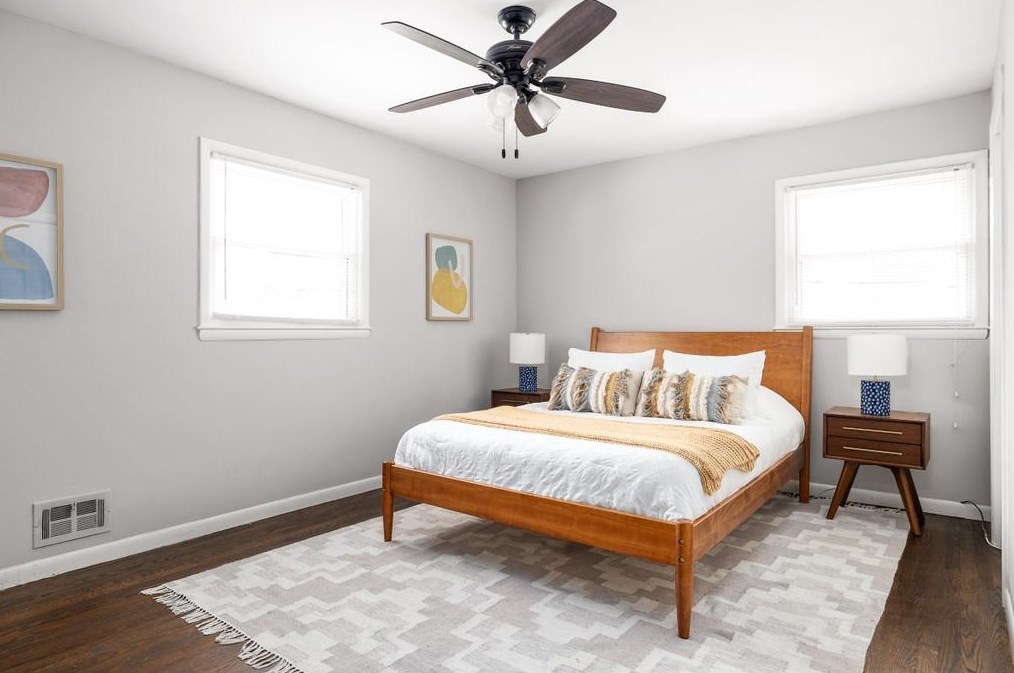 2139 Troutdale Dr, Decatur GA  30032-6045 exterior