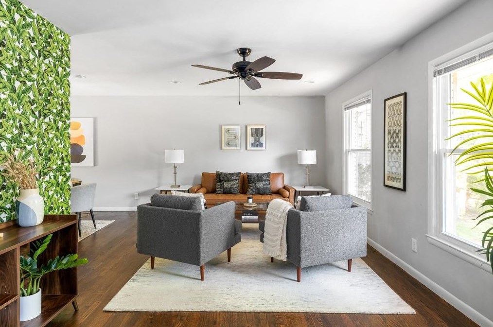 2139 Troutdale Dr, Decatur GA  30032-6045 exterior