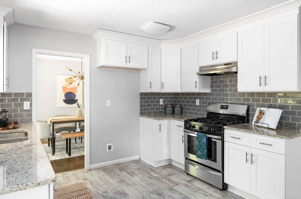 2139 Troutdale Dr, Decatur GA  30032-6045 exterior