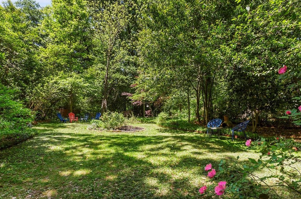 142 Superior Ave, Decatur GA  30030-1813 exterior