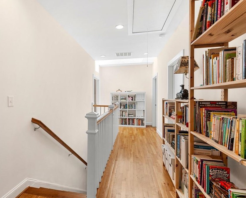 142 Superior Ave, Decatur GA  30030-1813 exterior