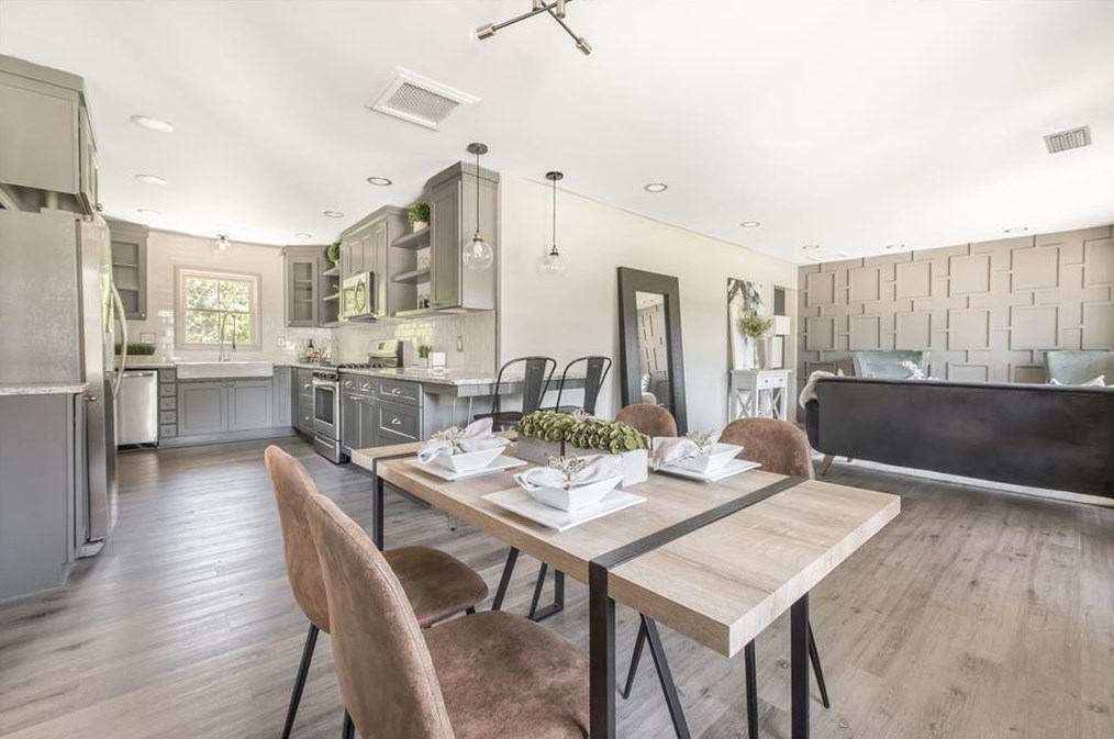 2491 Tilson Rd, Decatur GA  30032-5448 exterior