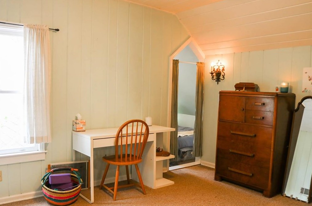 213 Shadowmoor Dr, Decatur GA  30030-3850 exterior