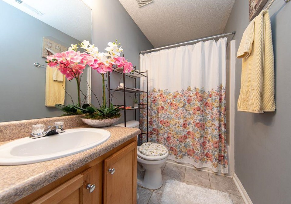 6620 Pamplona Pl, Atlanta GA  30349-8491 exterior