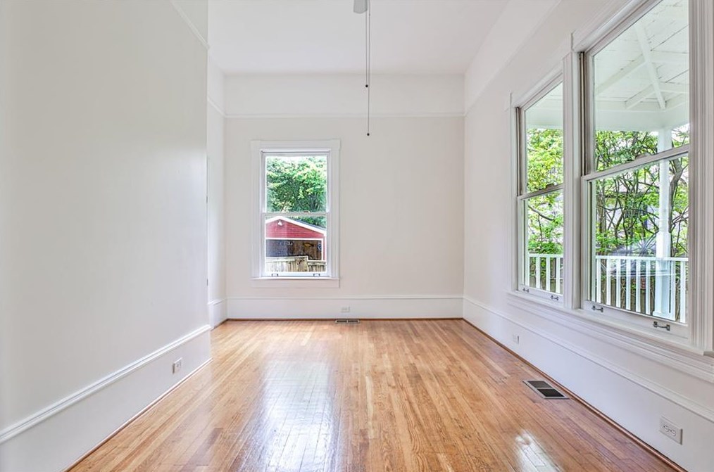 313 Kirk Rd, Decatur GA  30030-3725 exterior