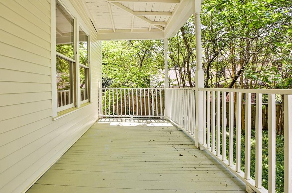 313 Kirk Rd, Decatur GA  30030-3725 exterior