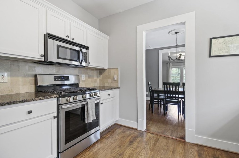 44 Rockyford Rd, Atlanta GA  30317-1321 exterior
