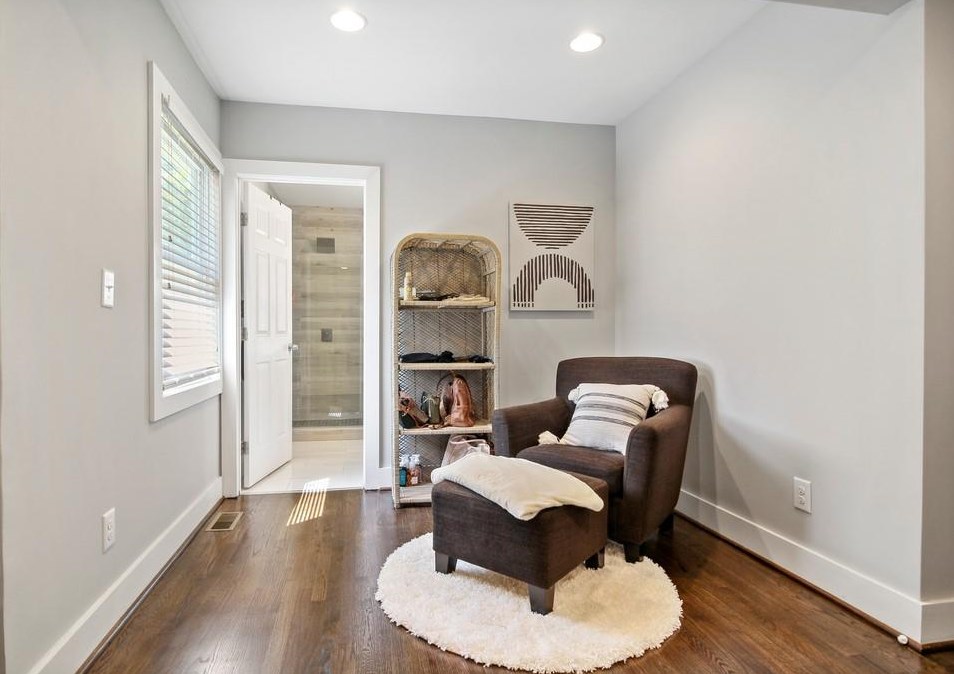 2584 Amelia Ave, Decatur GA  30032-3212 exterior