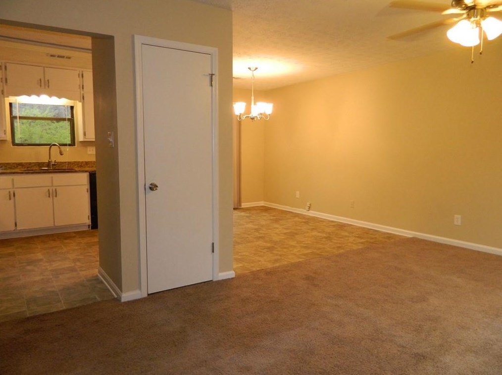 3683 Tarragon Dr, Decatur GA  30034-6226 exterior