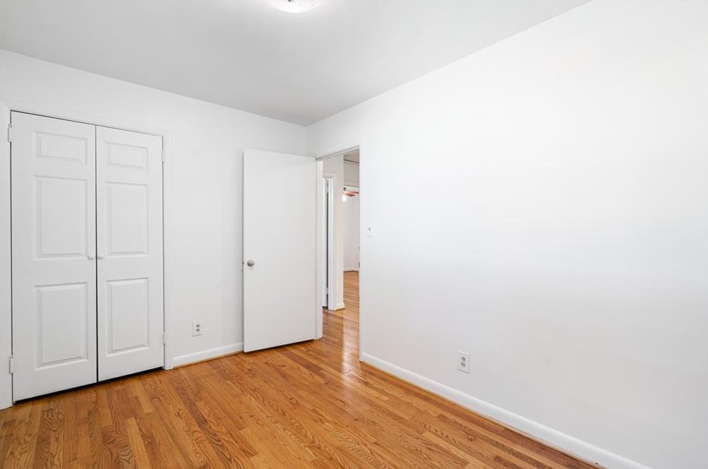 6475 Whispering Ln, Atlanta GA  30328-3065 exterior