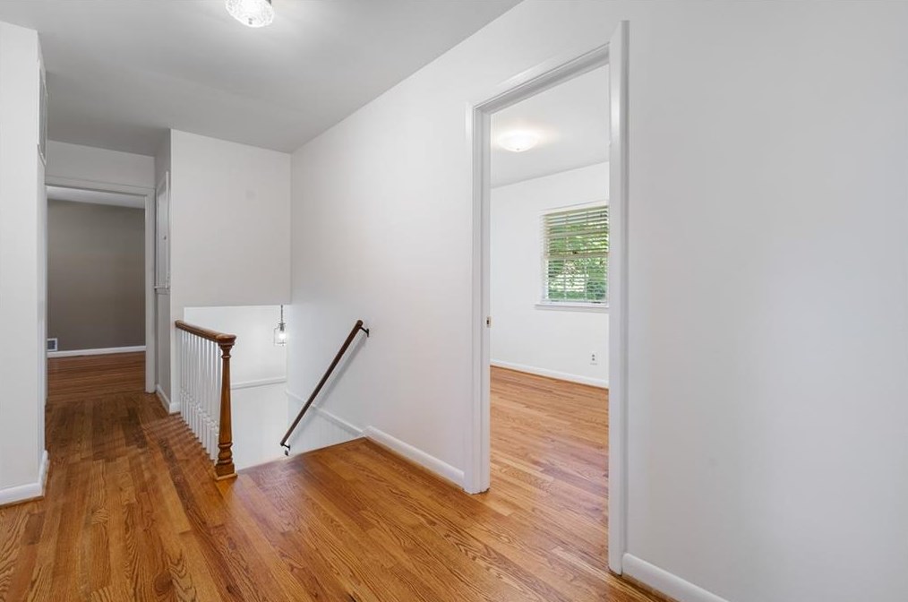 6475 Whispering Ln, Atlanta GA  30328-3065 exterior