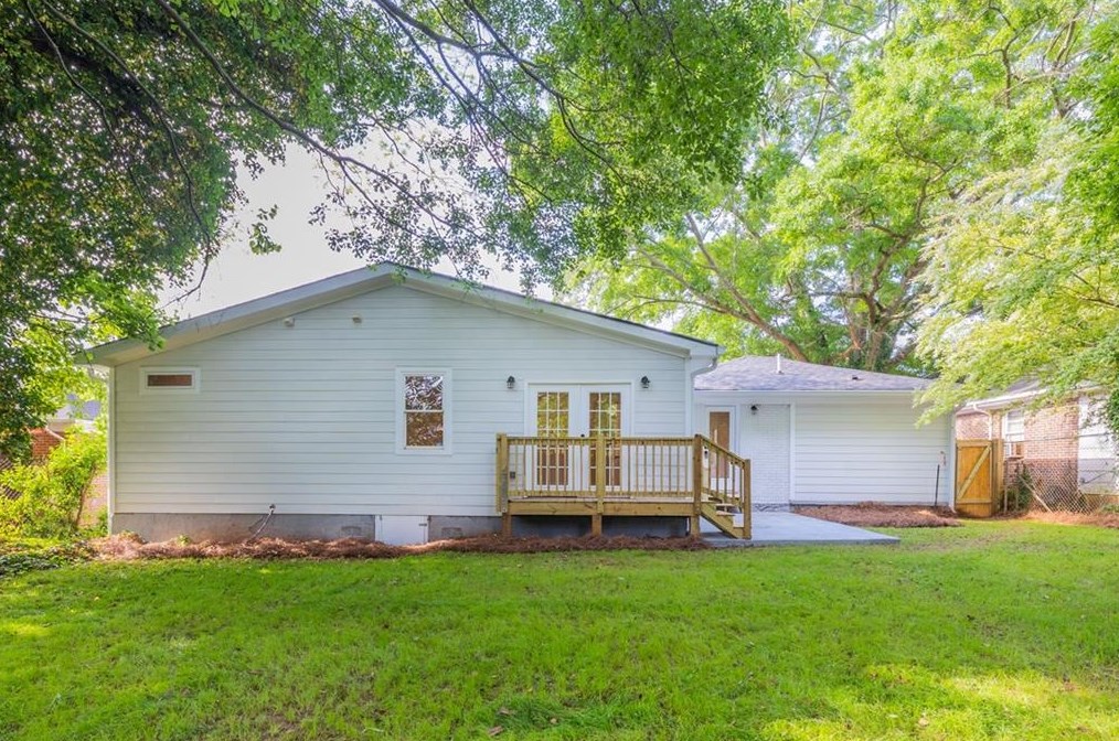 2744 Wedgewood Ter, Decatur GA  30032-5521 exterior