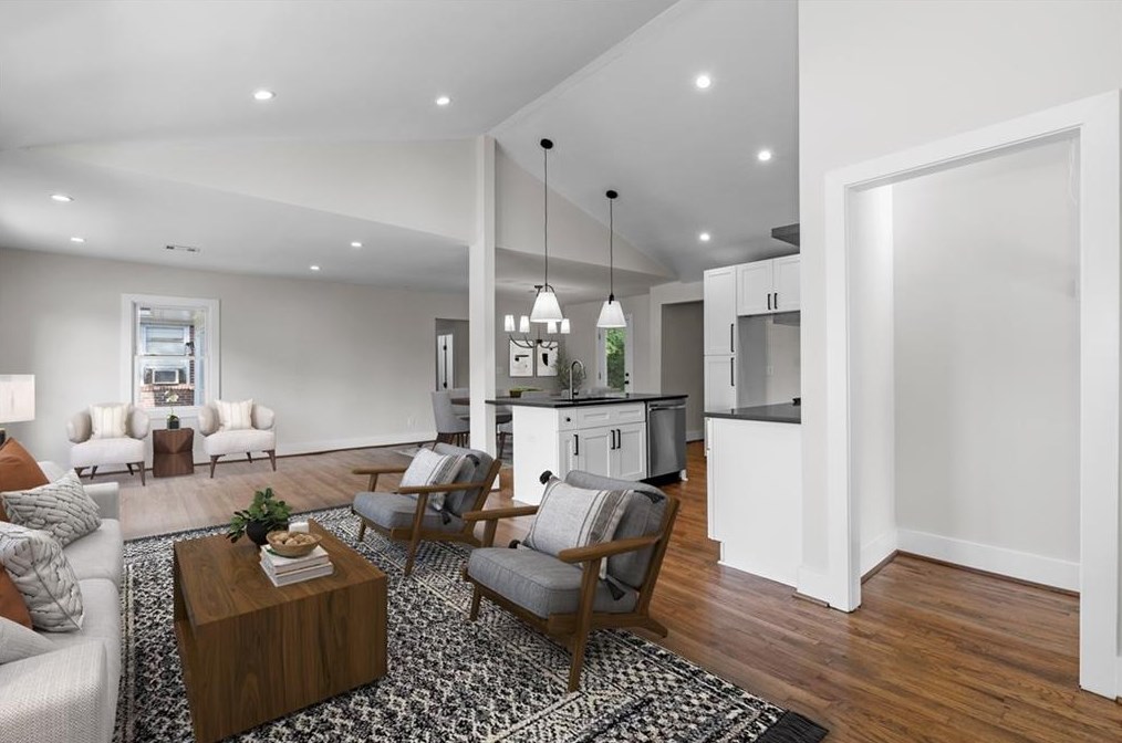 2744 Wedgewood Ter, Decatur GA  30032-5521 exterior