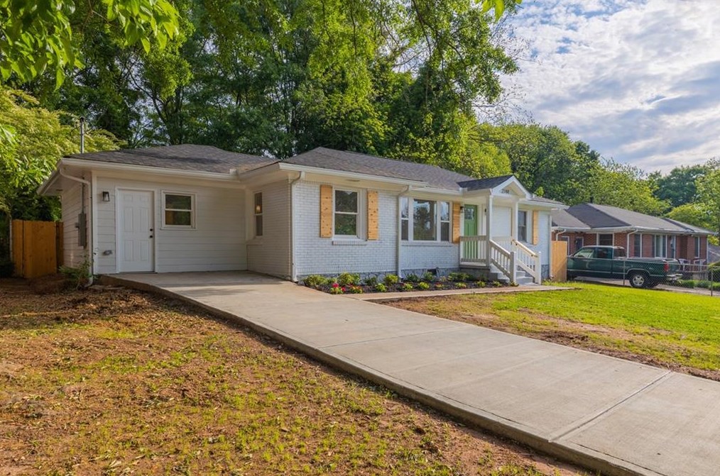 2744 Wedgewood Ter, Decatur GA  30032-5521 exterior