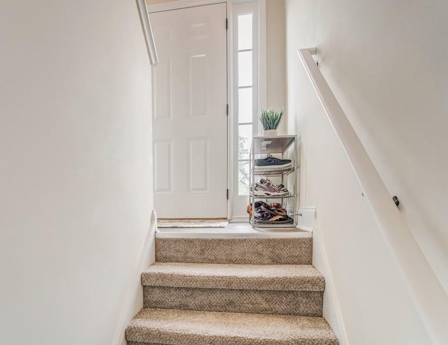 5517 Latham Manor Dr, Gainesville GA  30506-6947 exterior