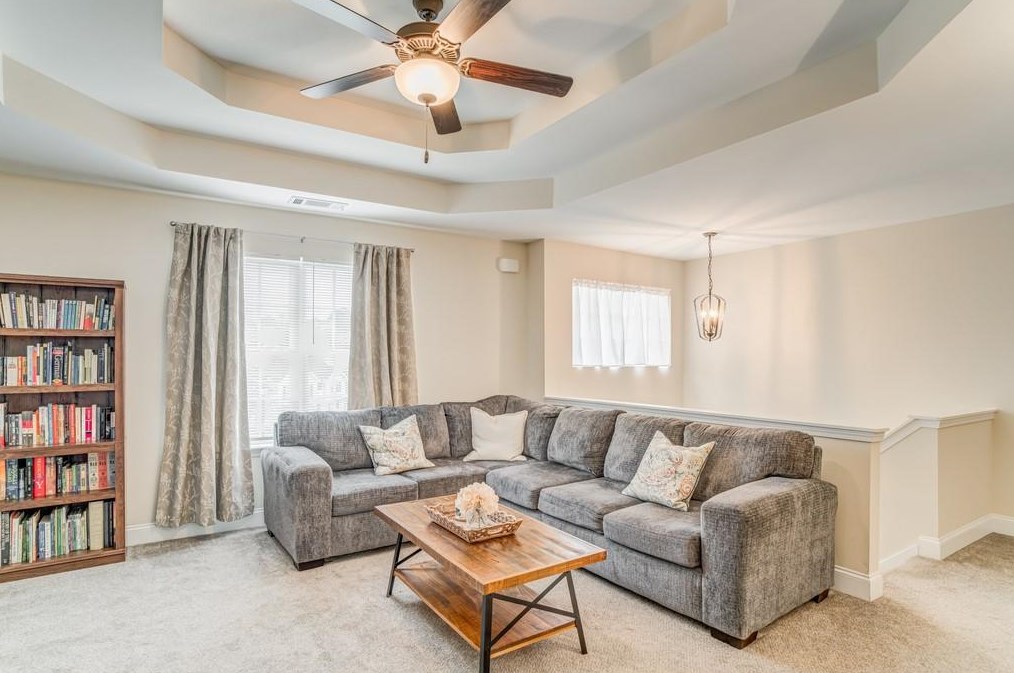 5517 Latham Manor Dr, Gainesville GA  30506-6947 exterior