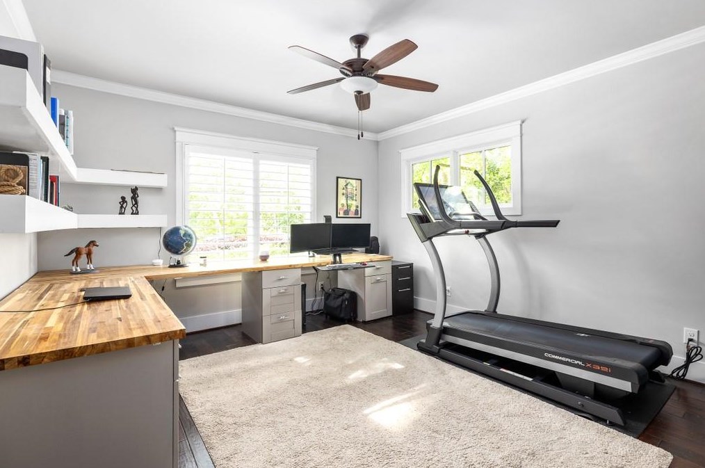 118 Winnona Dr, Decatur GA  30030-3706 exterior