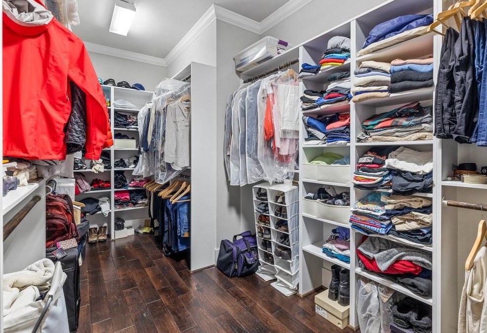 118 Winnona Dr, Decatur GA  30030-3706 exterior