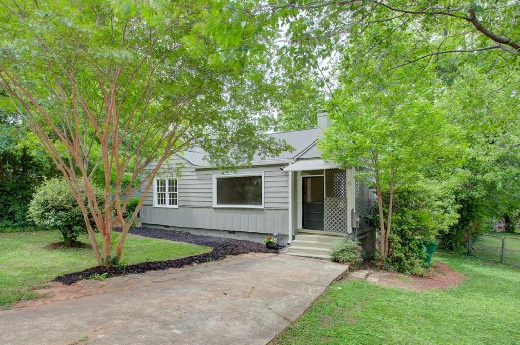 741 Brown Pl, Decatur GA  30030-3907 exterior