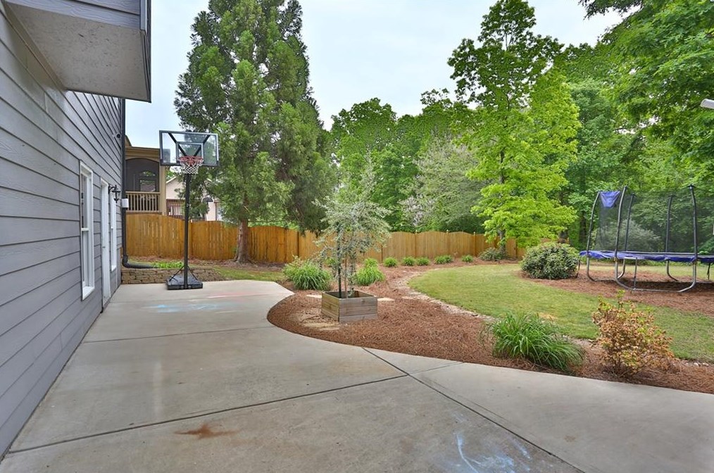 4861 Stone Moss Path, Hoschton GA  30548-1742 exterior