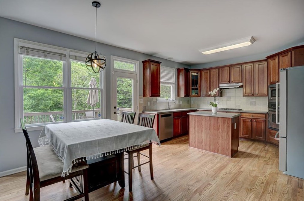 4861 Stone Moss Path, Hoschton GA  30548-1742 exterior