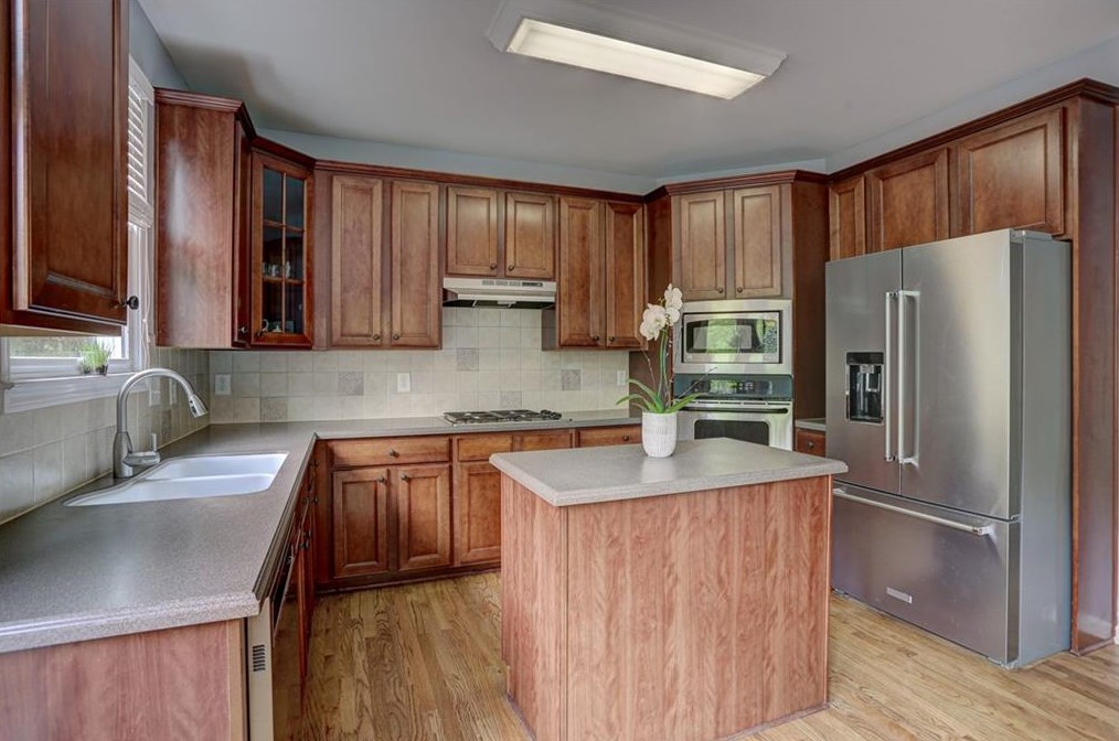 4861 Stone Moss Path, Hoschton GA  30548-1742 exterior