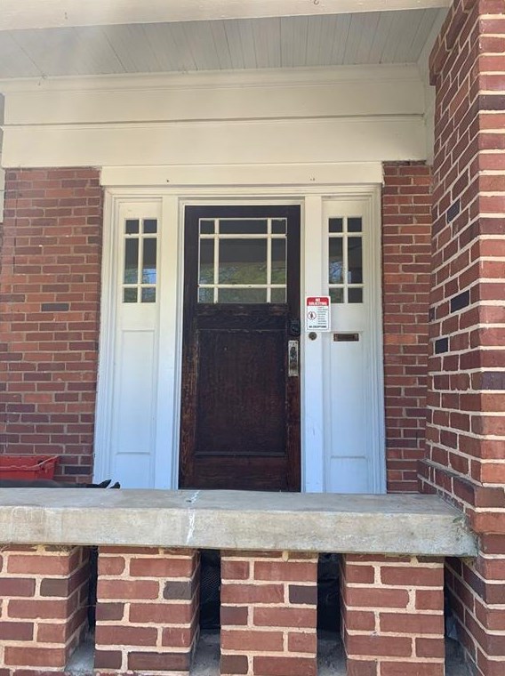 136 Wilton Dr, Decatur GA  30030-5102 exterior