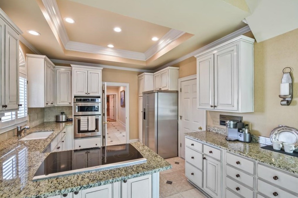 4216 Wieuca Overlook, Atlanta GA  30342-3447 exterior