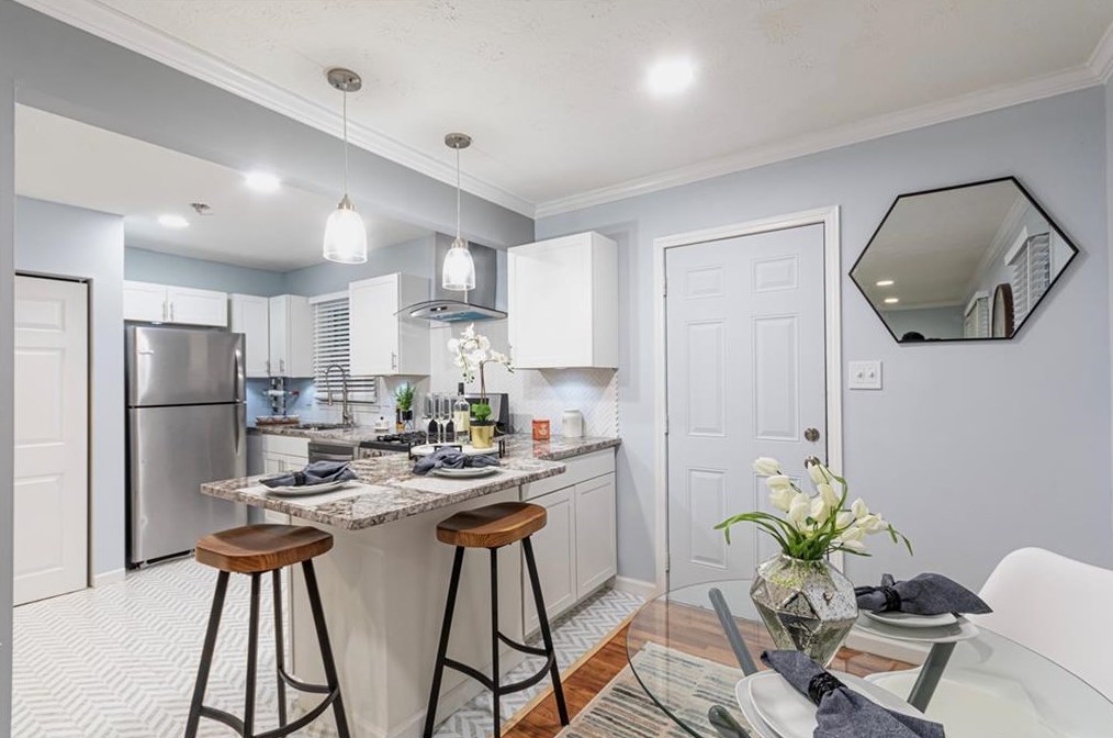 2288 Sisk St, Atlanta GA  30318-4734 exterior
