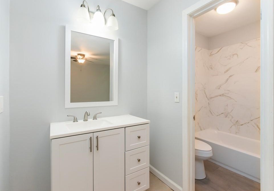 3645 Hershel Pl, Atlanta GA  30349-1324 exterior