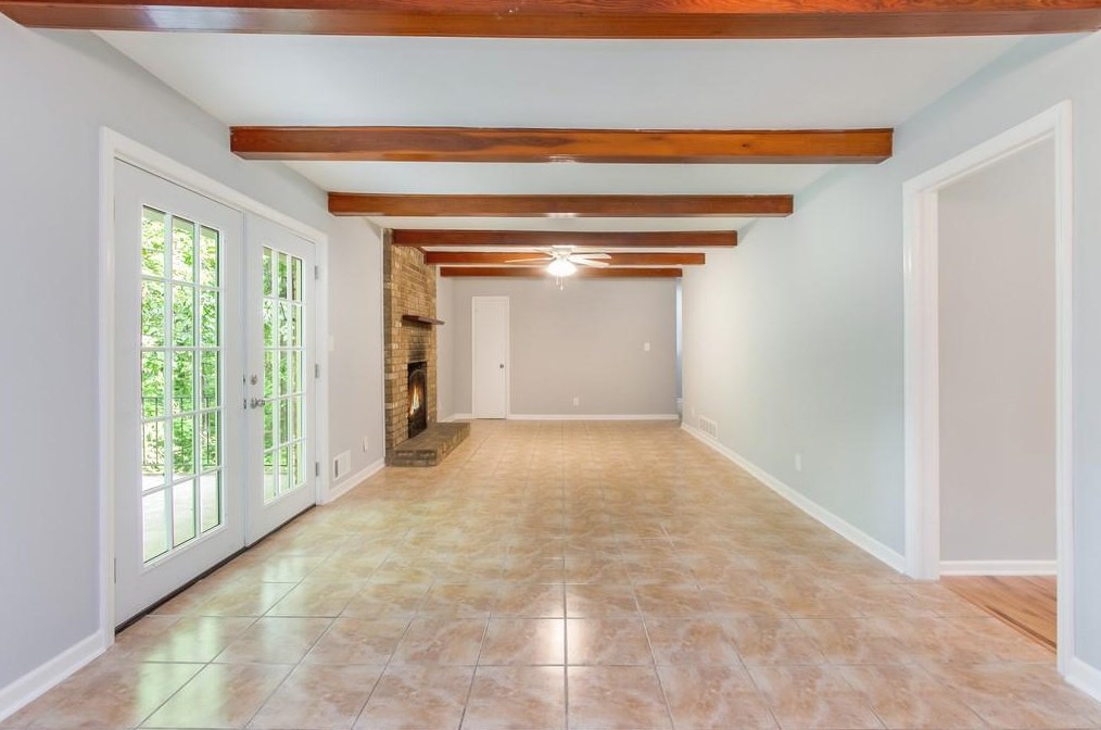 3645 Hershel Pl, Atlanta GA  30349-1324 exterior
