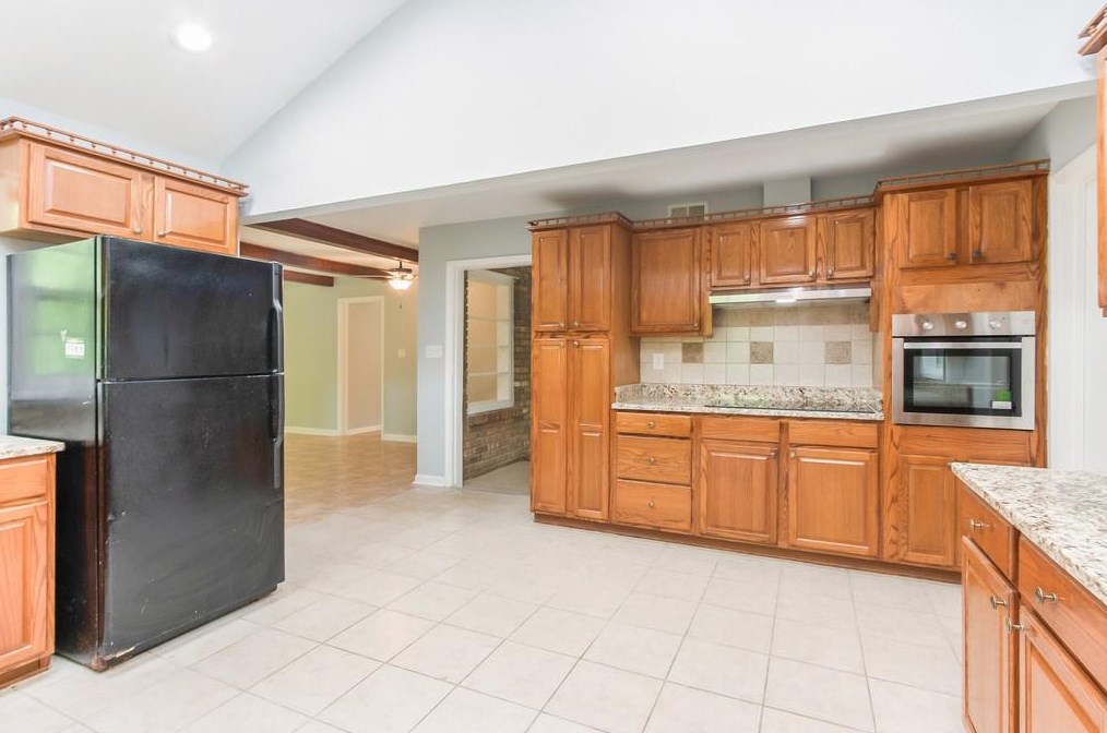 3645 Hershel Pl, Atlanta GA  30349-1324 exterior